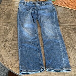 Lucky Brand 410 Athletic Straight